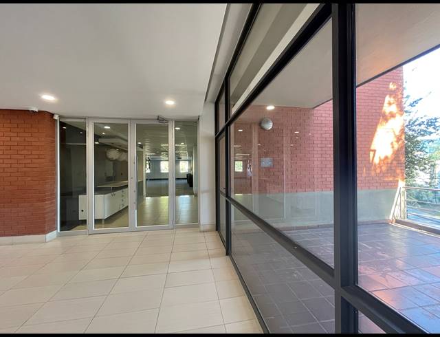 332M² OFFICE TO LET IN SANDTON CENTRAL
